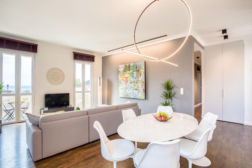 #24 Marie-Claire Suite Sea View/Balcony/Ac/5Min Port Villefranche-sur-Mer Luaran gambar