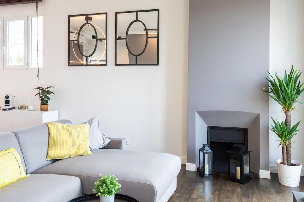 #24 Marie-Claire Suite Sea View/Balcony/Ac/5Min Port Villefranche-sur-Mer Luaran gambar